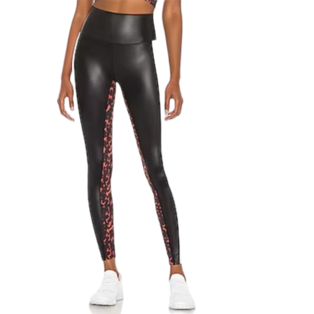 Beach Riot Torte Leggings in Torte Black Animal Print Women's Medium NWOT‎